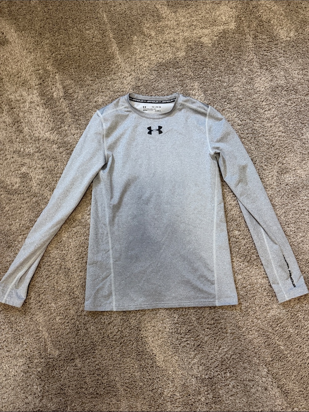 Under Armour Men's Long Sleeve Performance Top - Light Gray Heather